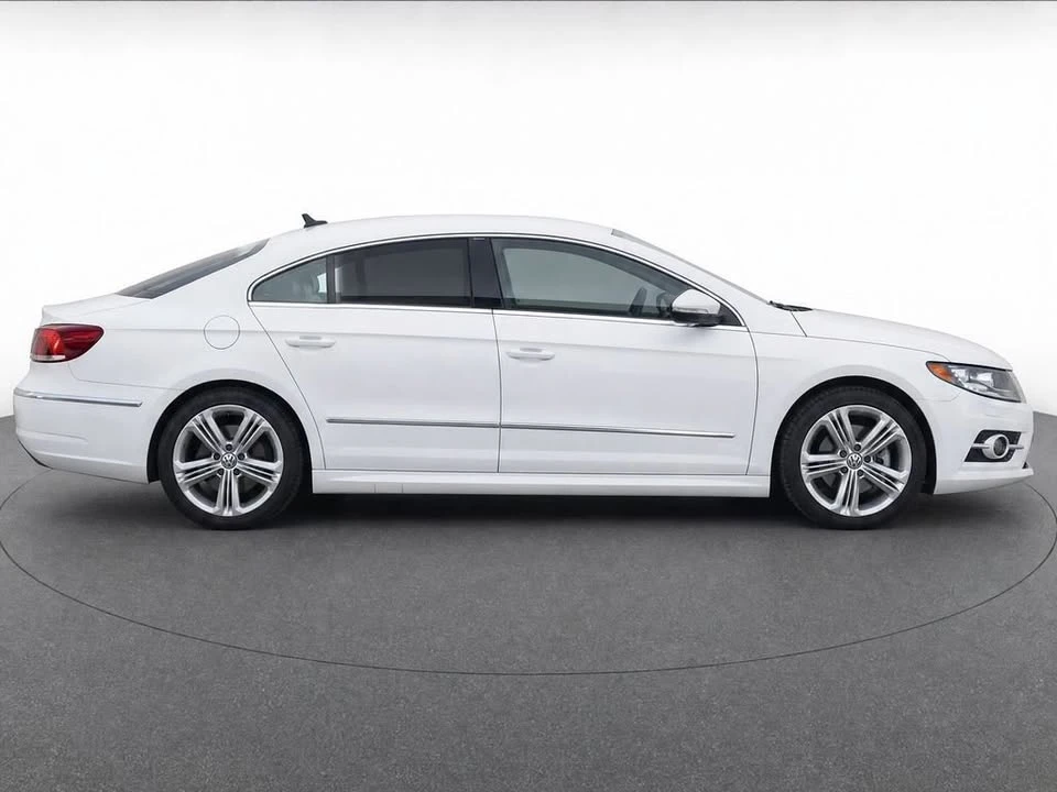 2016 Volkswagen CC - Image 8 of 17