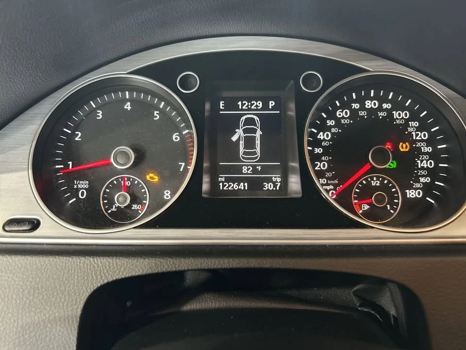 2016 Volkswagen CC - Image 9 of 17