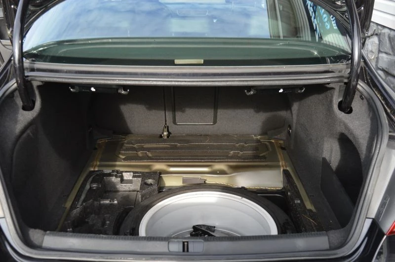 2016 Volkswagen CC - Image 9 of 12