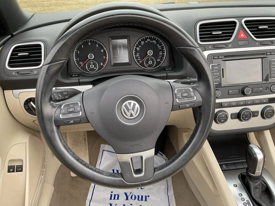 2016 Volkswagen Eos - Image 8 of 15