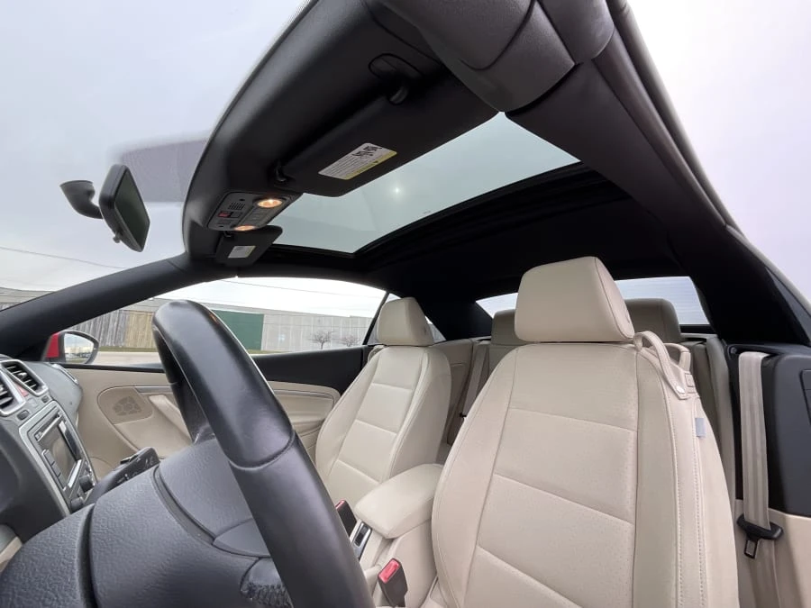 2016 Volkswagen Eos - Image 12 of 15