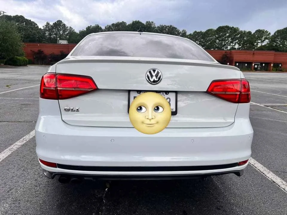 2016 Volkswagen A6 Jetta - Image 2 of 12