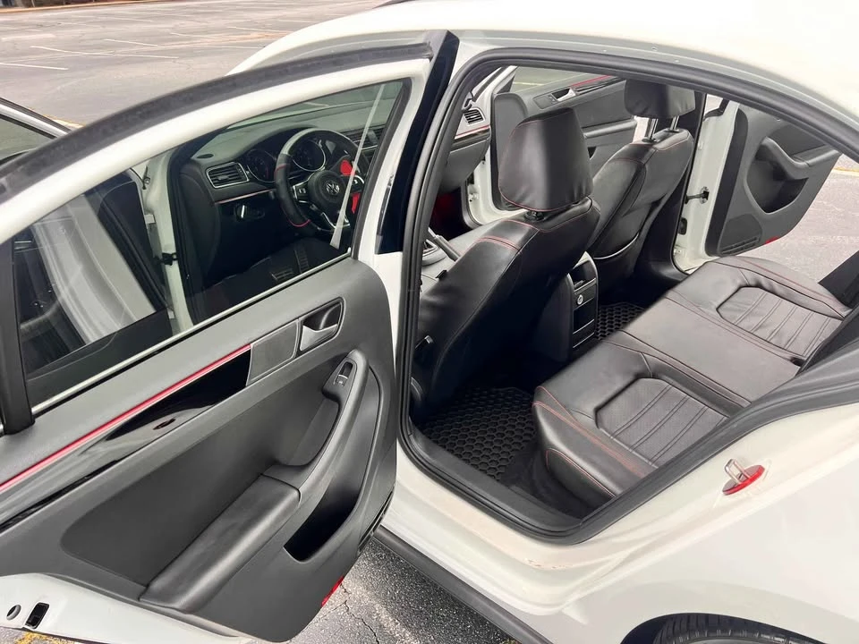 2016 Volkswagen A6 Jetta - Image 10 of 12