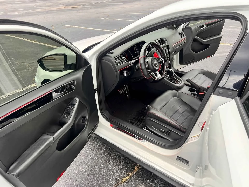 2016 Volkswagen A6 Jetta - Image 6 of 12