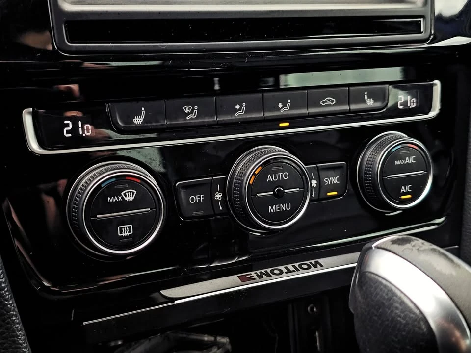 2016 Volkswagen Golf R Mk7 - Image 19 of 20