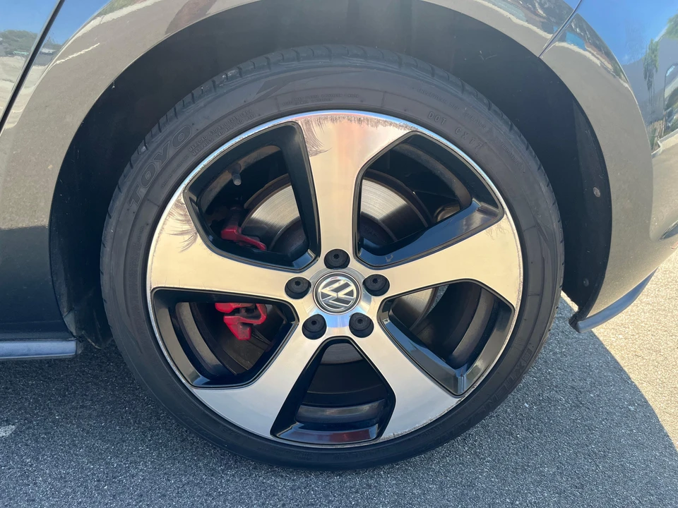 2016 Volkswagen GTI Mk7 - Image 21 of 31