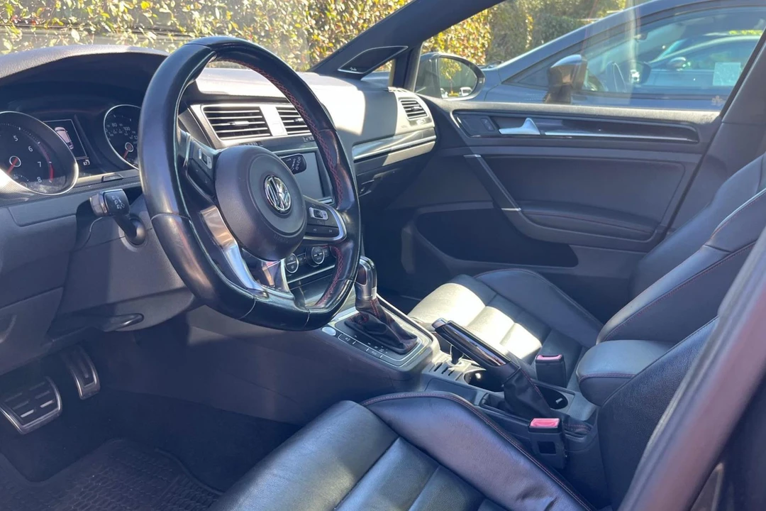 2016 Volkswagen GTI Mk7 - Image 24 of 31