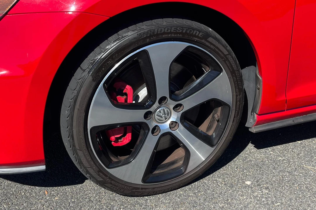 2016 Volkswagen GTI Mk7 - Image 30 of 31