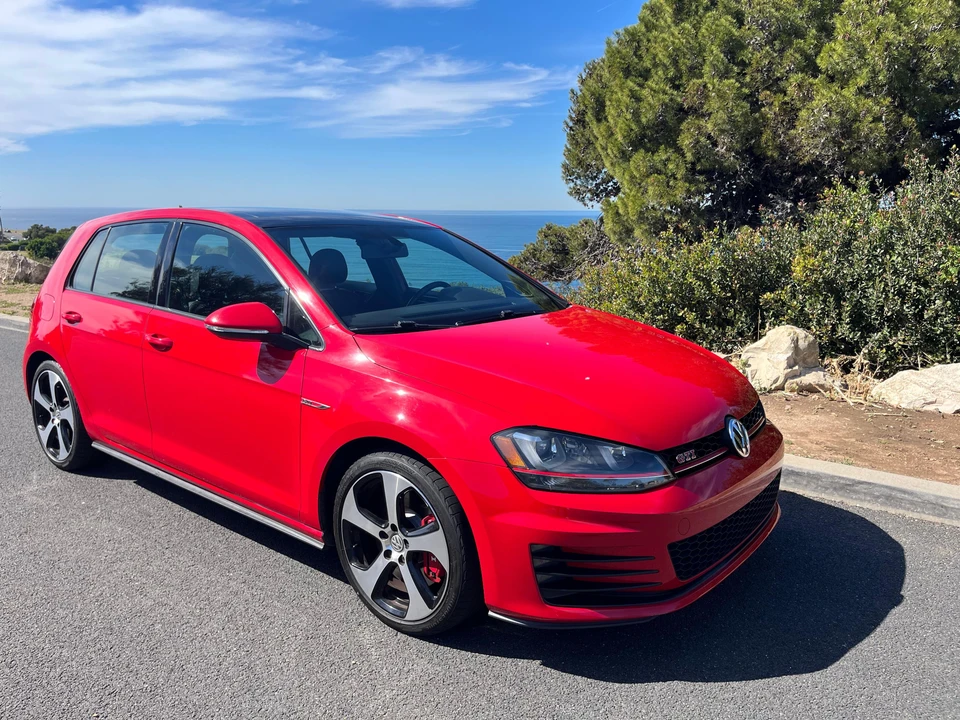 2016 Volkswagen GTI Mk7 - Image 11 of 31