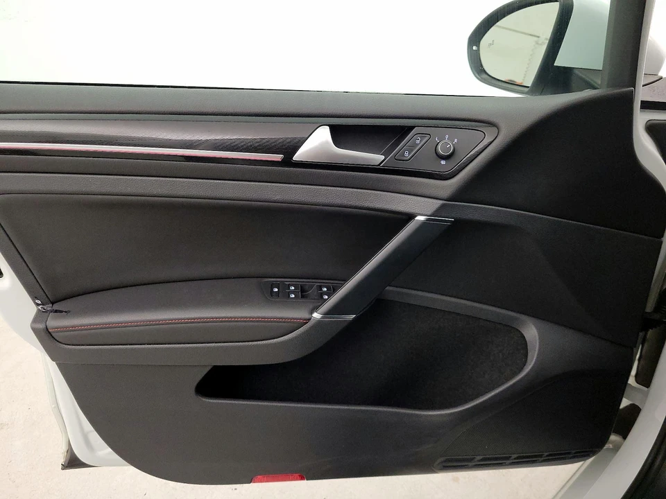 2016 Volkswagen GTI Mk7 - Image 13 of 29