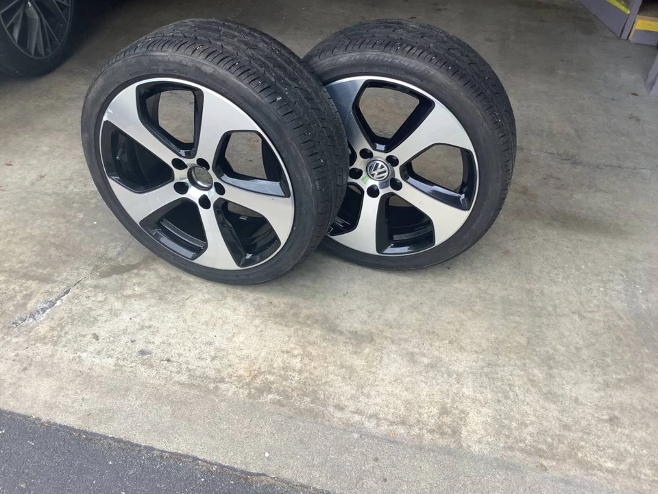 2016 Volkswagen GTI Mk7 - Image 6 of 6
