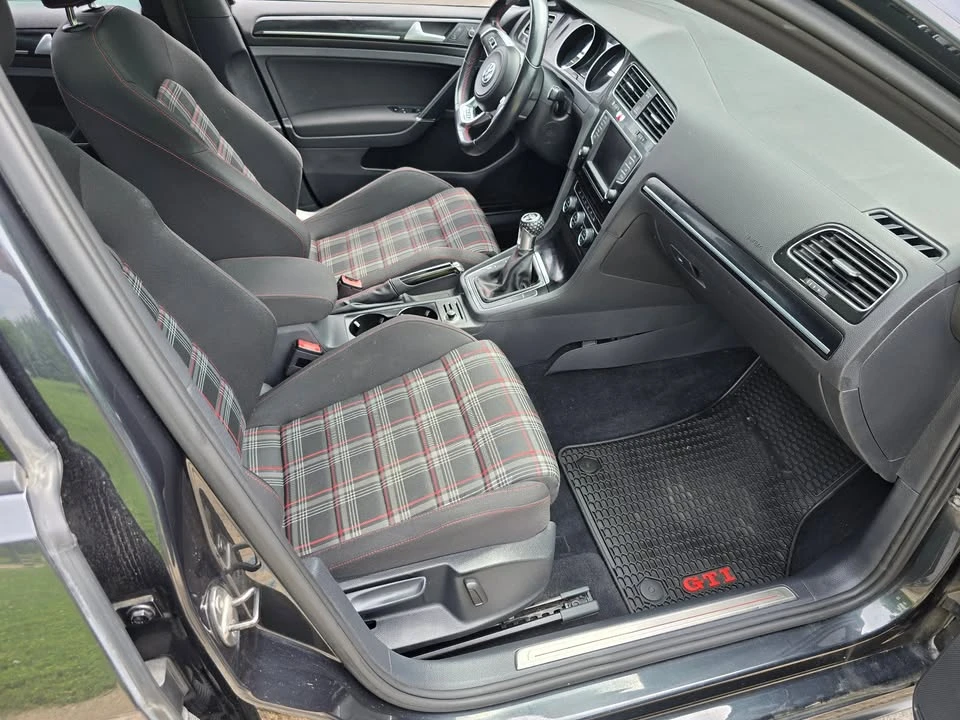 2016 Volkswagen GTI Mk7 - Image 14 of 20