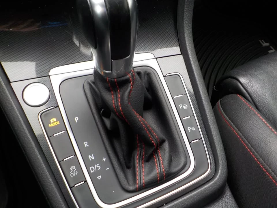 2016 Volkswagen GTI Mk7 - Image 12 of 20