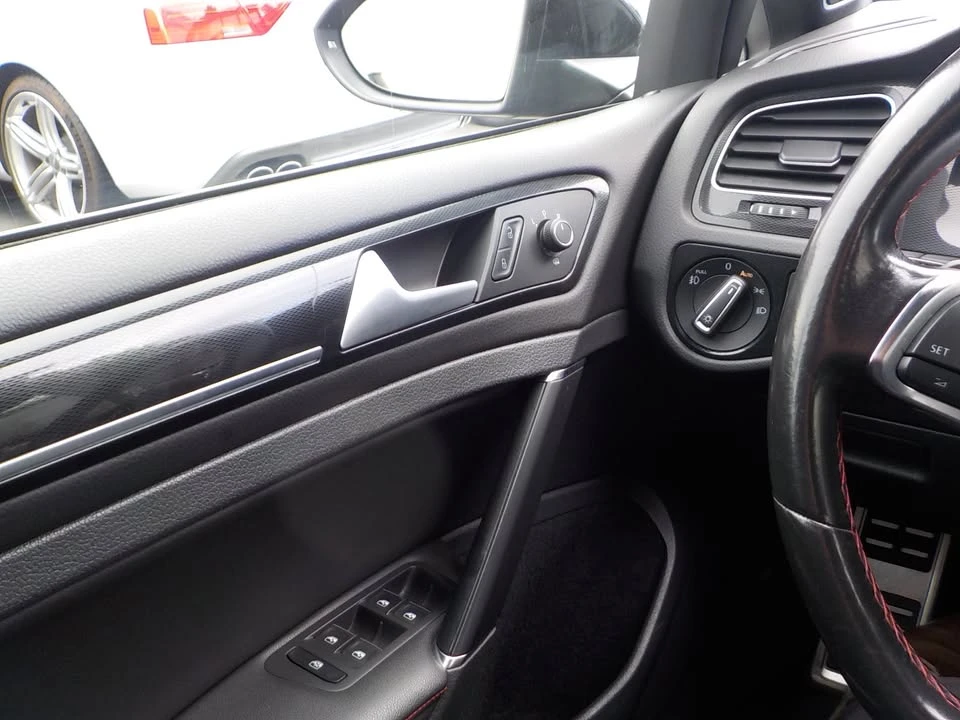 2016 Volkswagen GTI Mk7 - Image 10 of 20