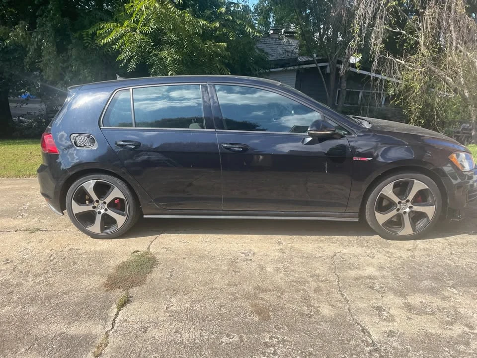 2016 Volkswagen GTI Mk7 - Image 4 of 5