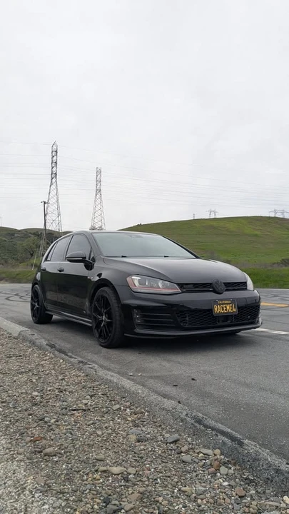 2016 Volkswagen GTI Mk7 - Image 2 of 15