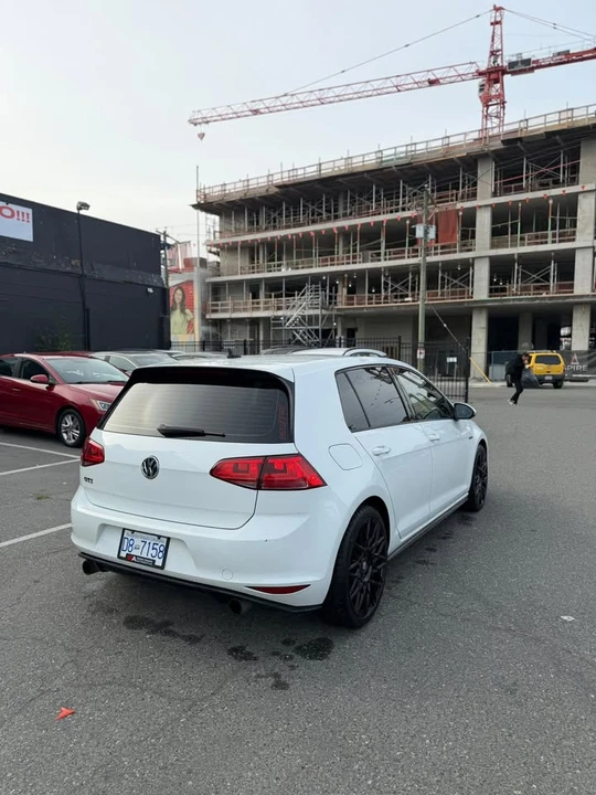 2016 Volkswagen GTI Mk7 - Image 6 of 19