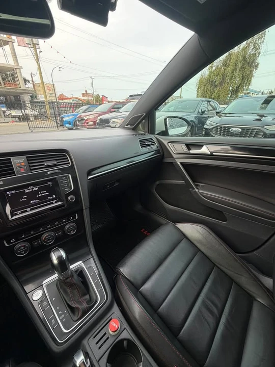 2016 Volkswagen GTI Mk7 - Image 12 of 19