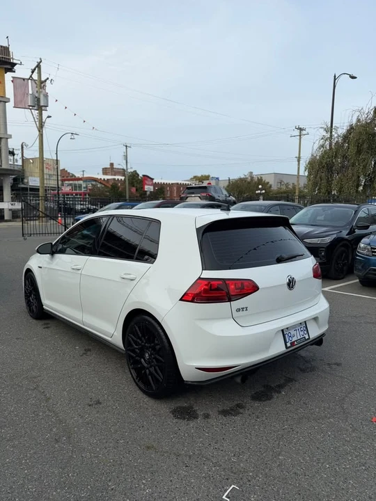 2016 Volkswagen GTI Mk7 - Image 13 of 19