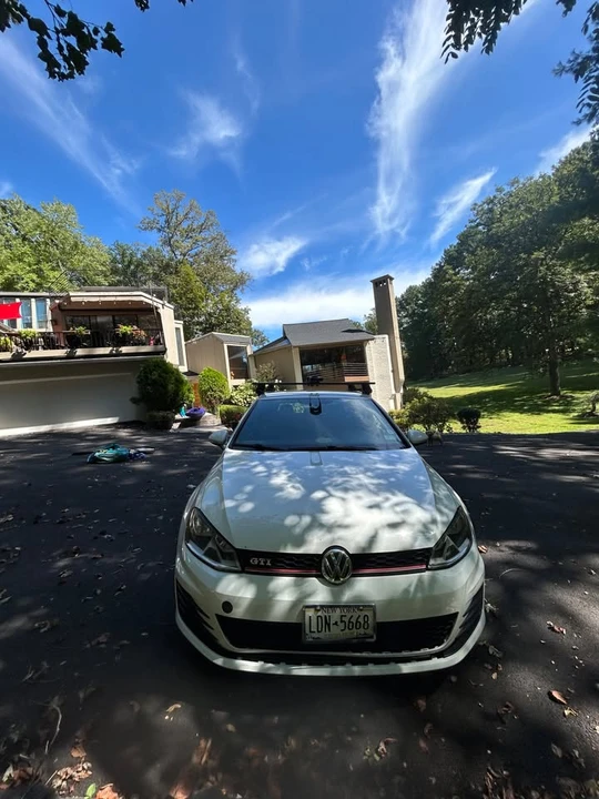 2016 Volkswagen GTI Mk7 - Image 4 of 5