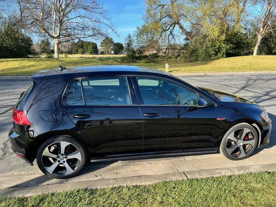 2016 Volkswagen GTI Mk7 - Image 8 of 16