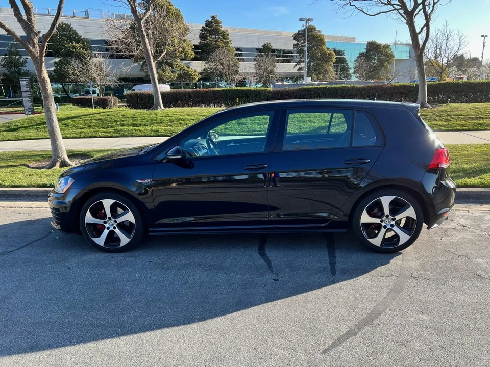 2016 Volkswagen GTI Mk7 - Image 6 of 16