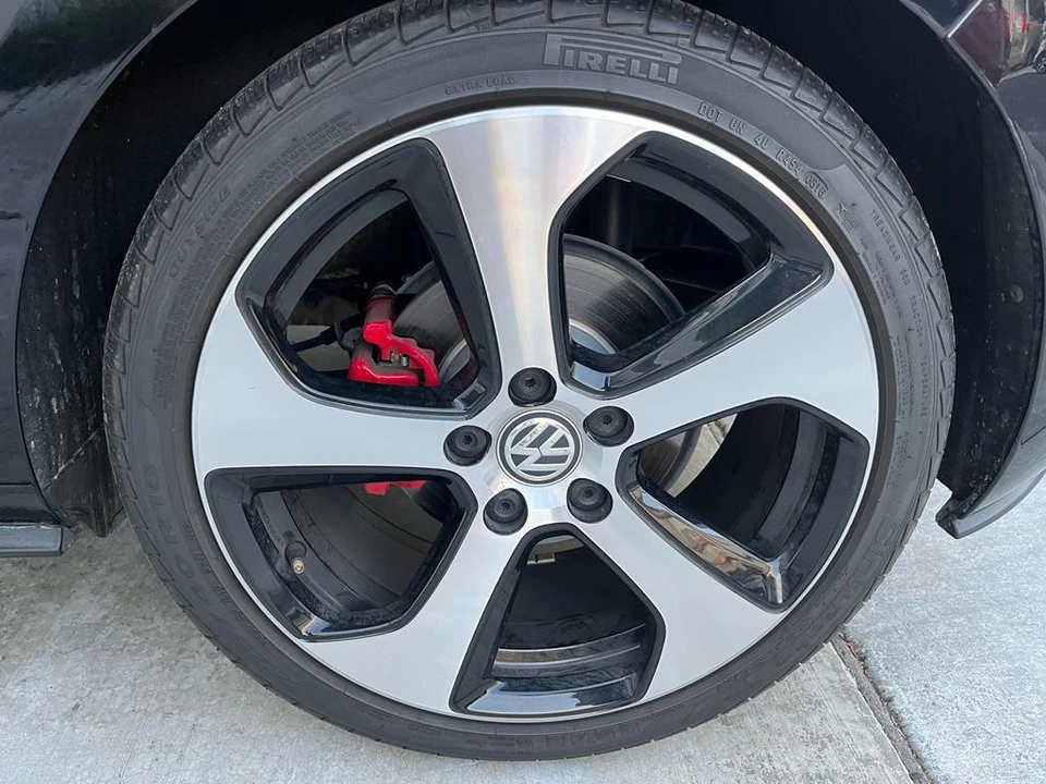 2016 Volkswagen GTI Mk7 - Image 10 of 16