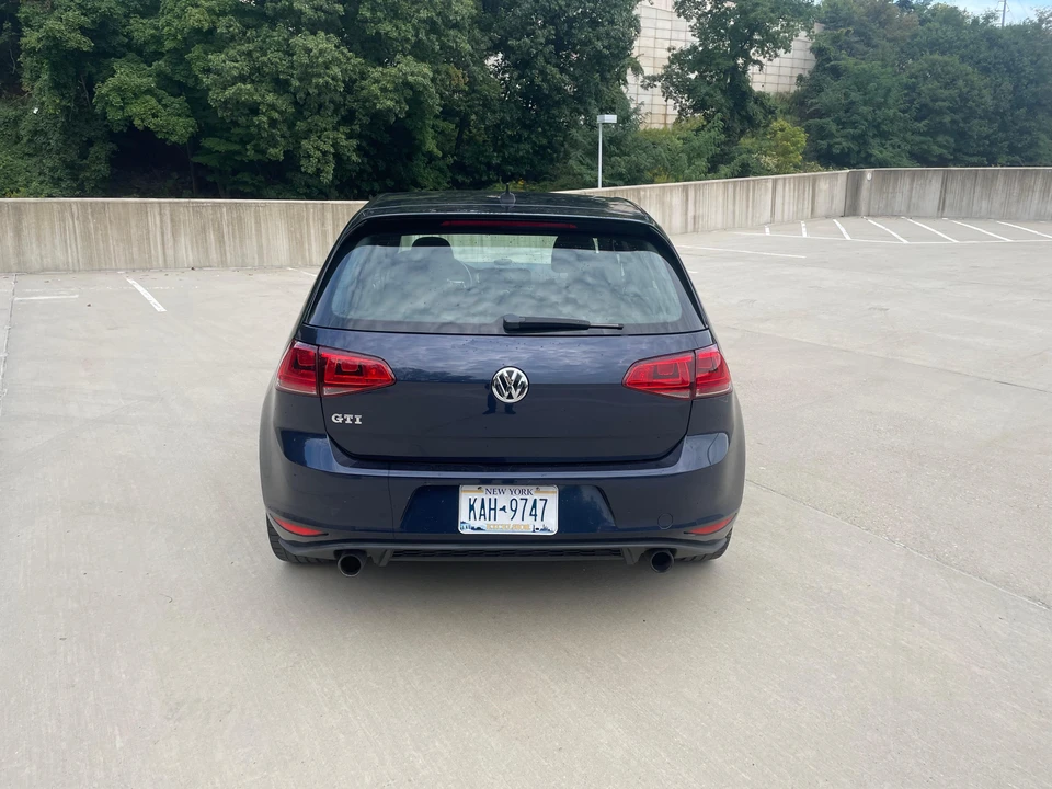 2016 Volkswagen GTI Mk7 - Image 11 of 31