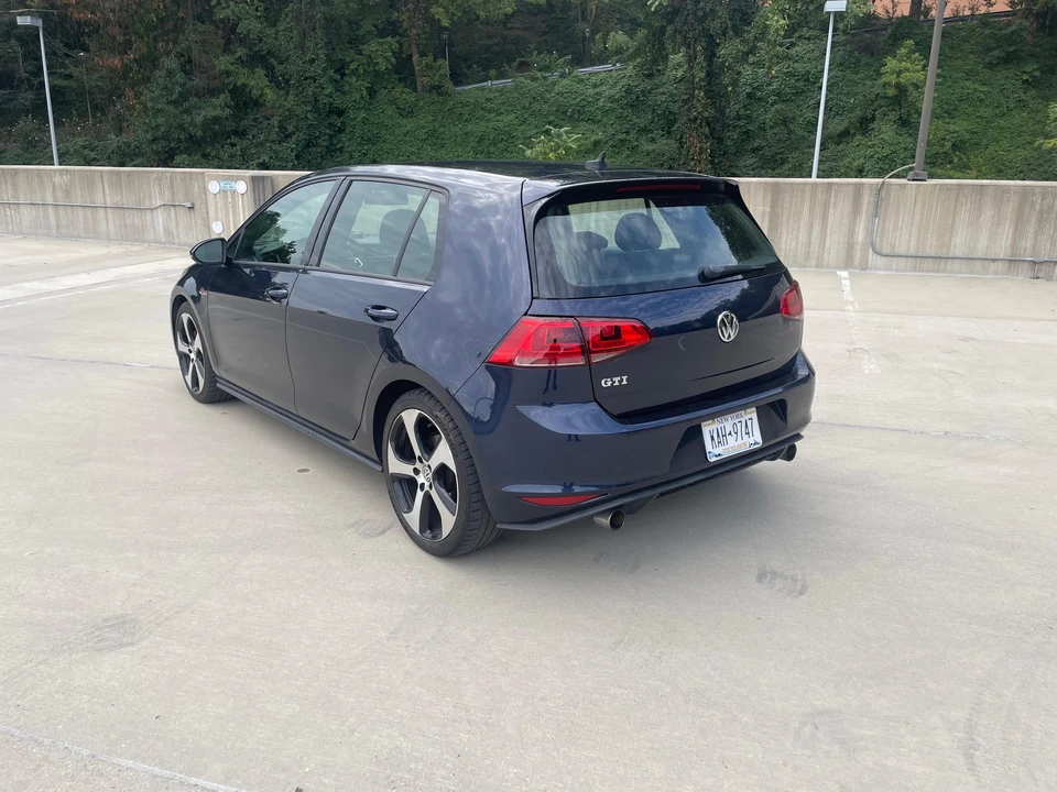 2016 Volkswagen GTI Mk7 - Image 10 of 31