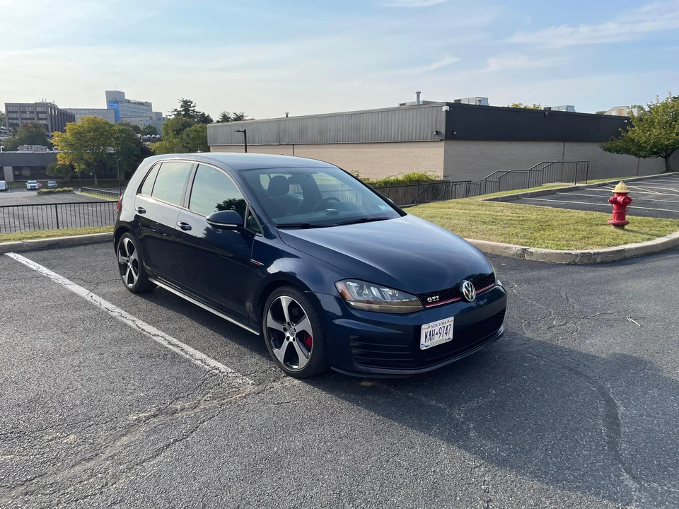 2016 Volkswagen GTI Mk7 - Image 29 of 31