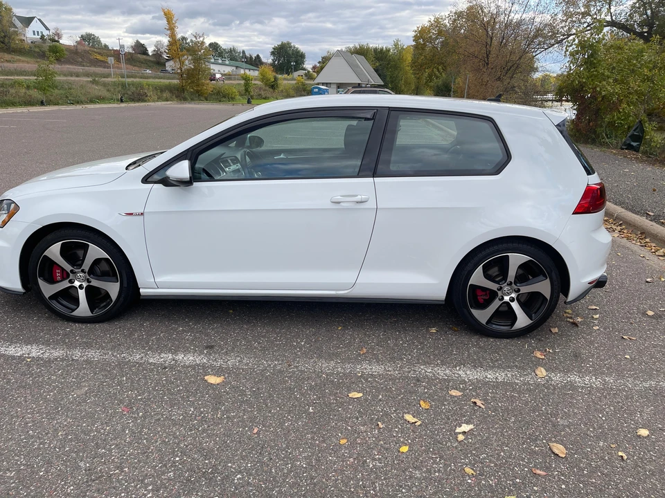 2016 Volkswagen GTI Mk7 - Image 8 of 31