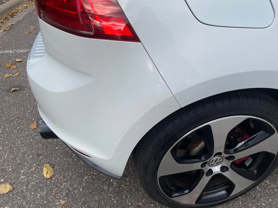 2016 Volkswagen GTI Mk7 - Image 23 of 31
