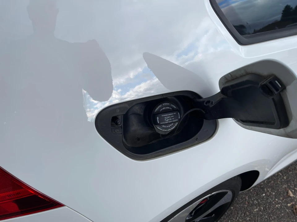 2016 Volkswagen GTI Mk7 - Image 24 of 31