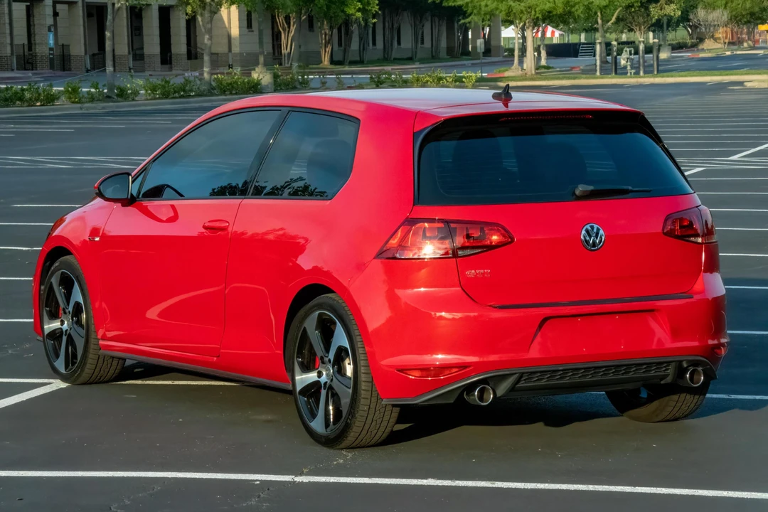 2016 Volkswagen GTI Mk7 - Image 4 of 31