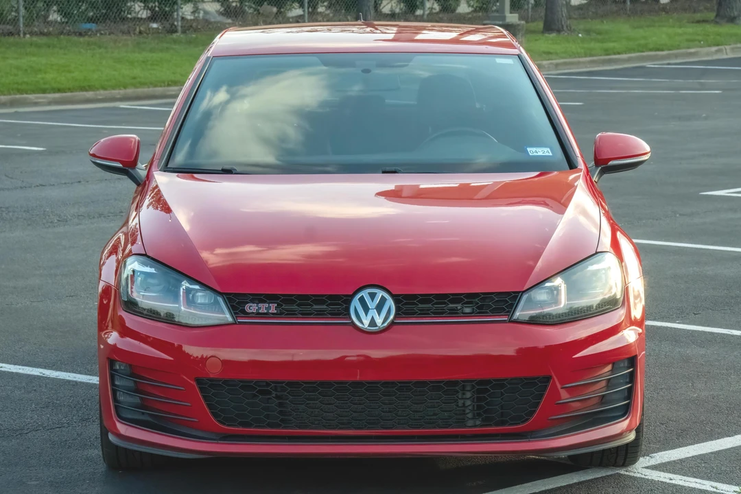 2016 Volkswagen GTI Mk7 - Image 2 of 31