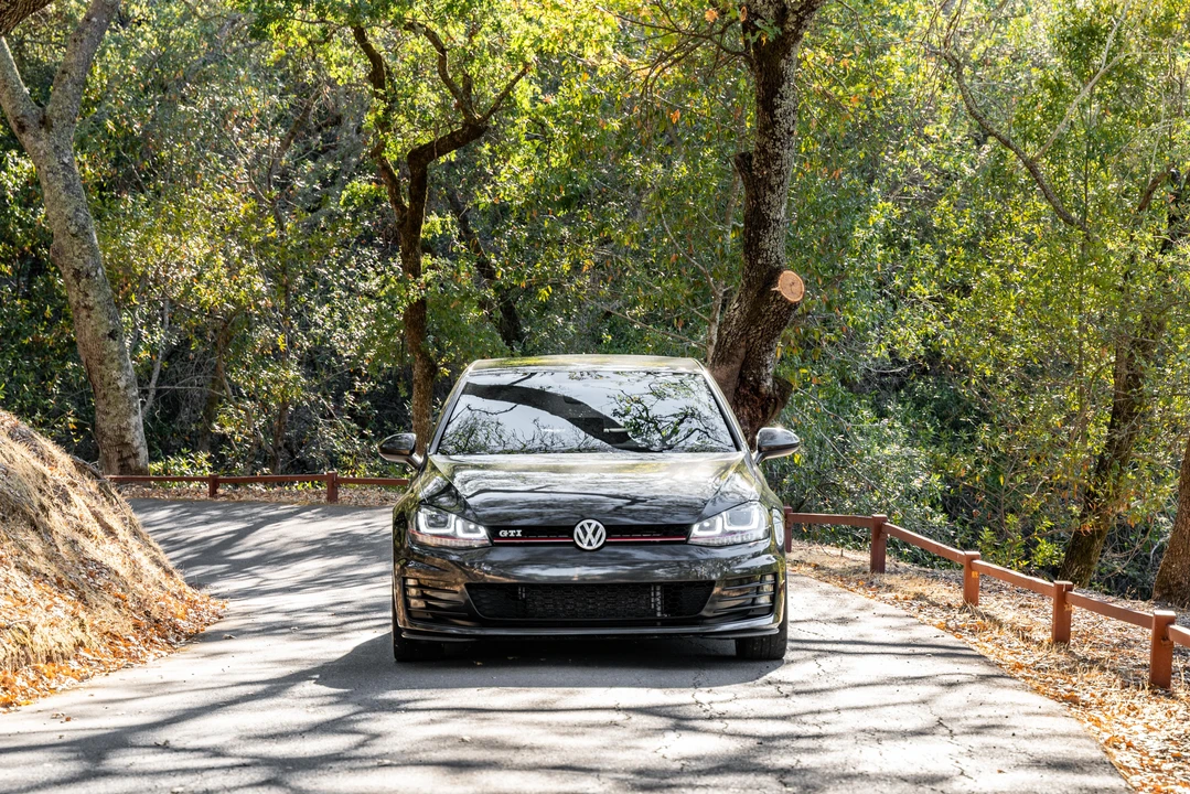 2016 Volkswagen GTI Mk7 - Image 7 of 31