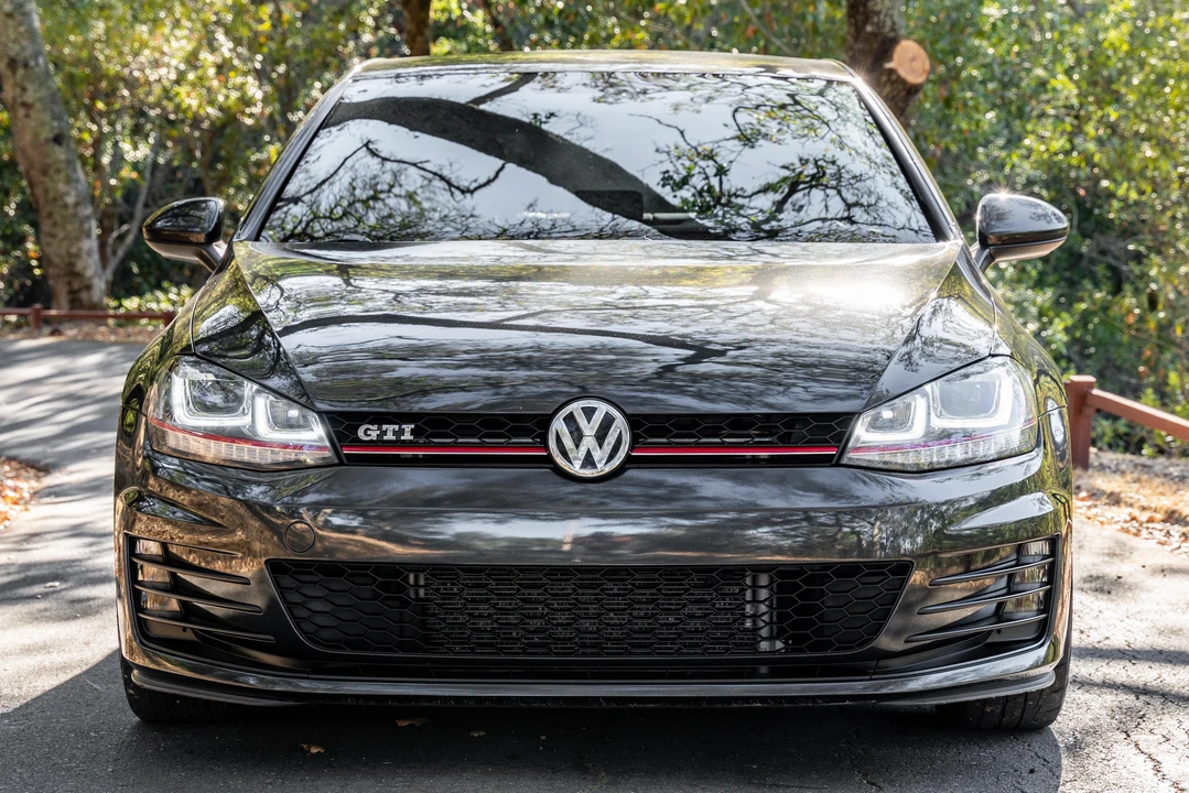 2016 Volkswagen GTI Mk7 - Image 2 of 31