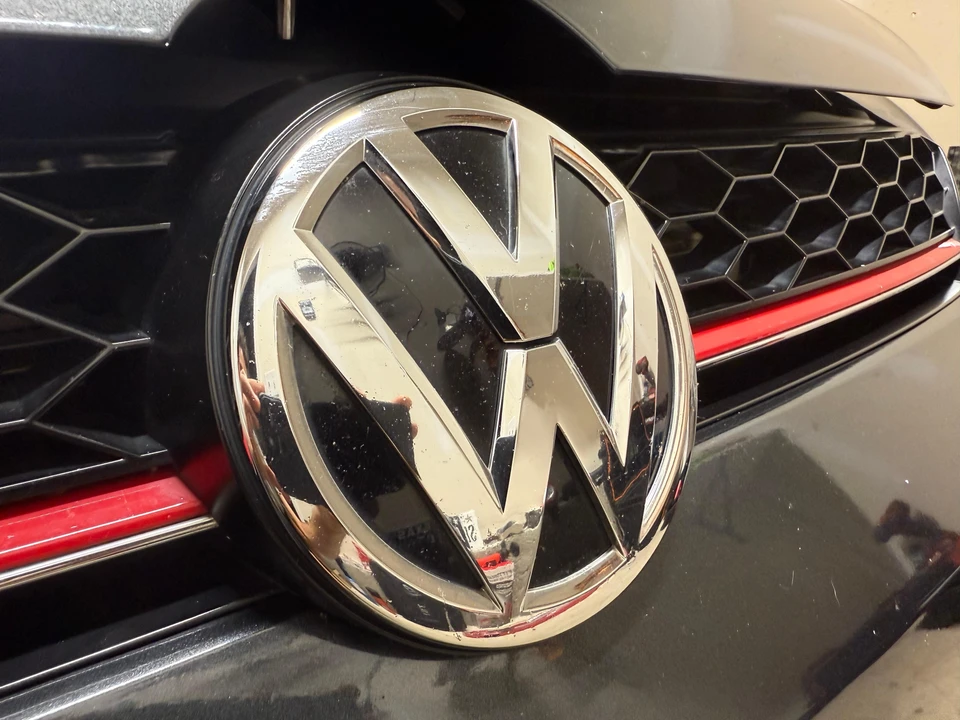 2016 Volkswagen GTI Mk7 - Image 27 of 31