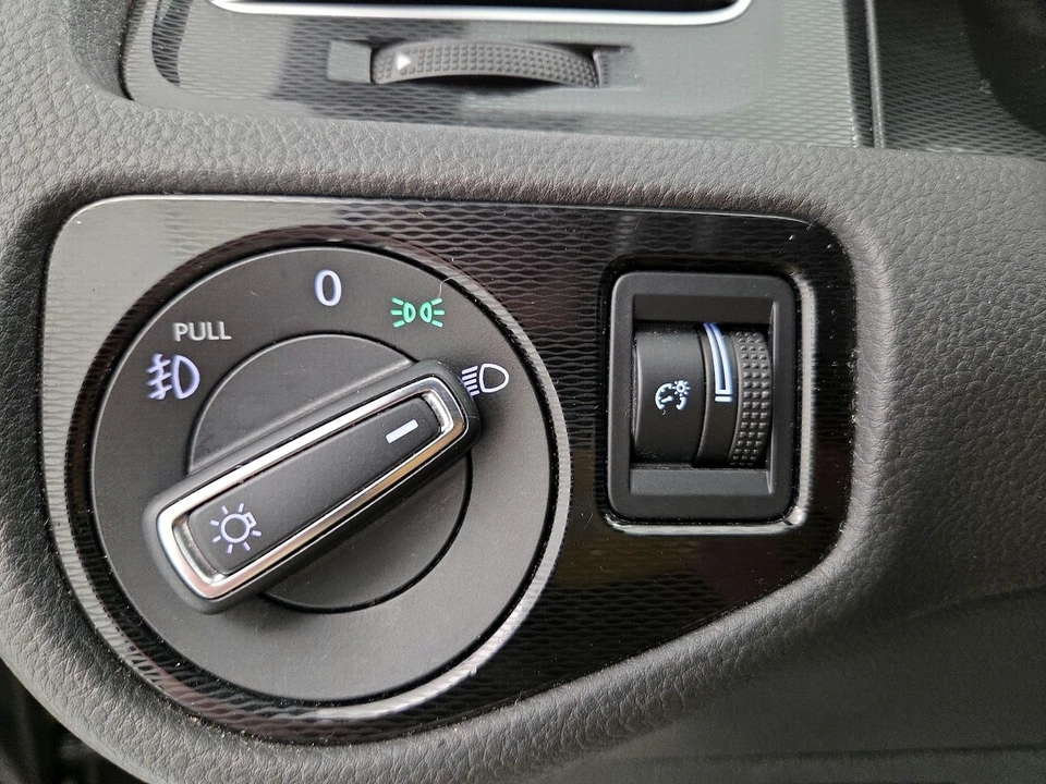 2016 Volkswagen GTI Mk7 - Image 14 of 26