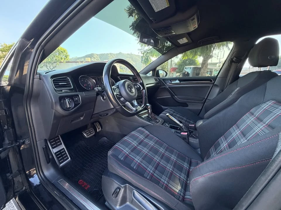 2016 Volkswagen GTI Mk7 - Image 13 of 19