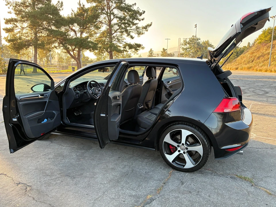 2016 Volkswagen GTI Mk7 - Image 8 of 31