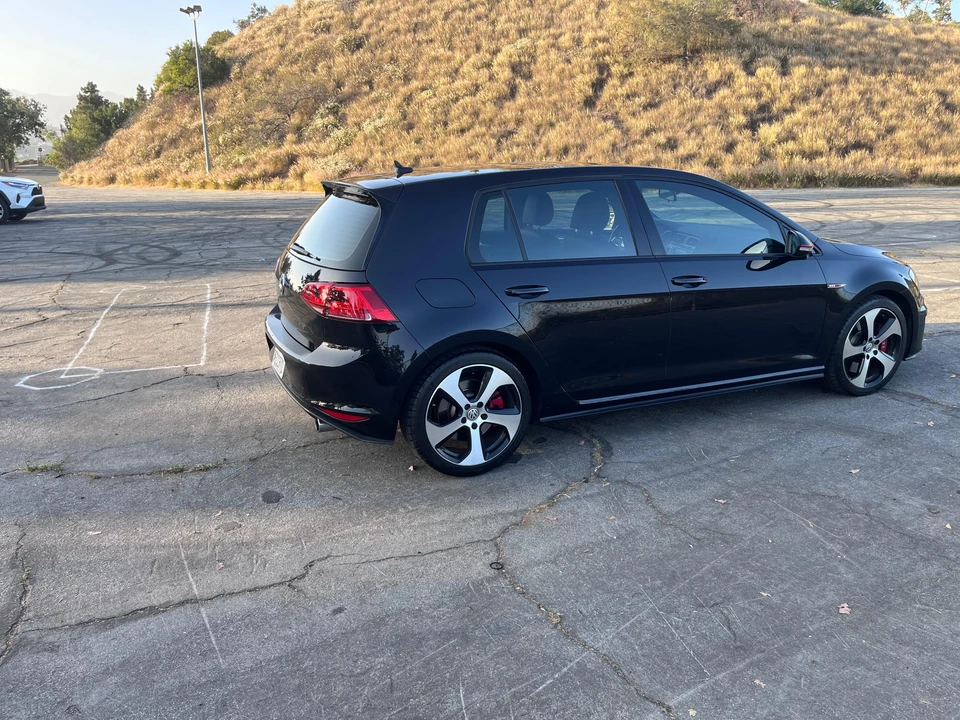 2016 Volkswagen GTI Mk7 - Image 10 of 31