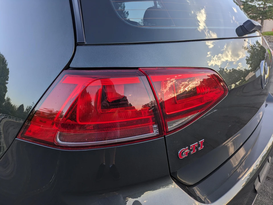 2016 Volkswagen GTI Mk7 - Image 19 of 31