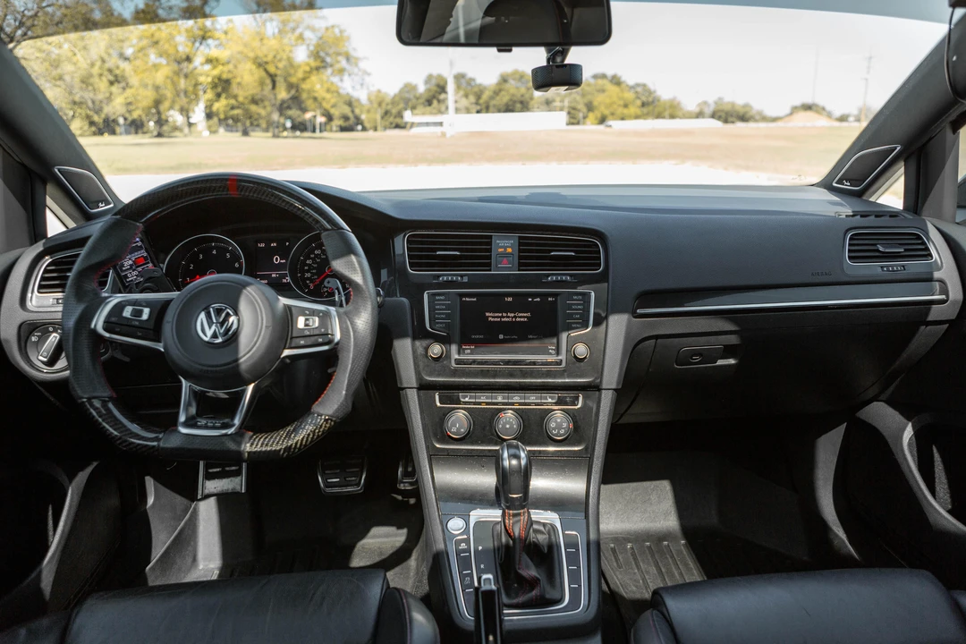 2016 Volkswagen GTI Mk7 - Image 28 of 31