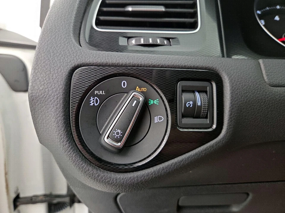 2016 Volkswagen GTI Mk7 - Image 14 of 27