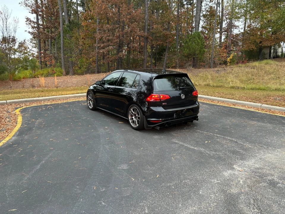 2016 Volkswagen GTI Mk7 - Image 10 of 31