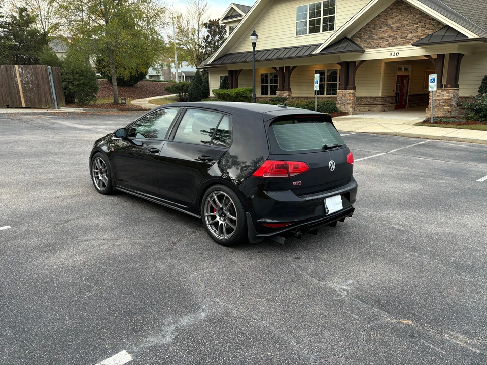 2016 Volkswagen GTI Mk7 - Image 9 of 31