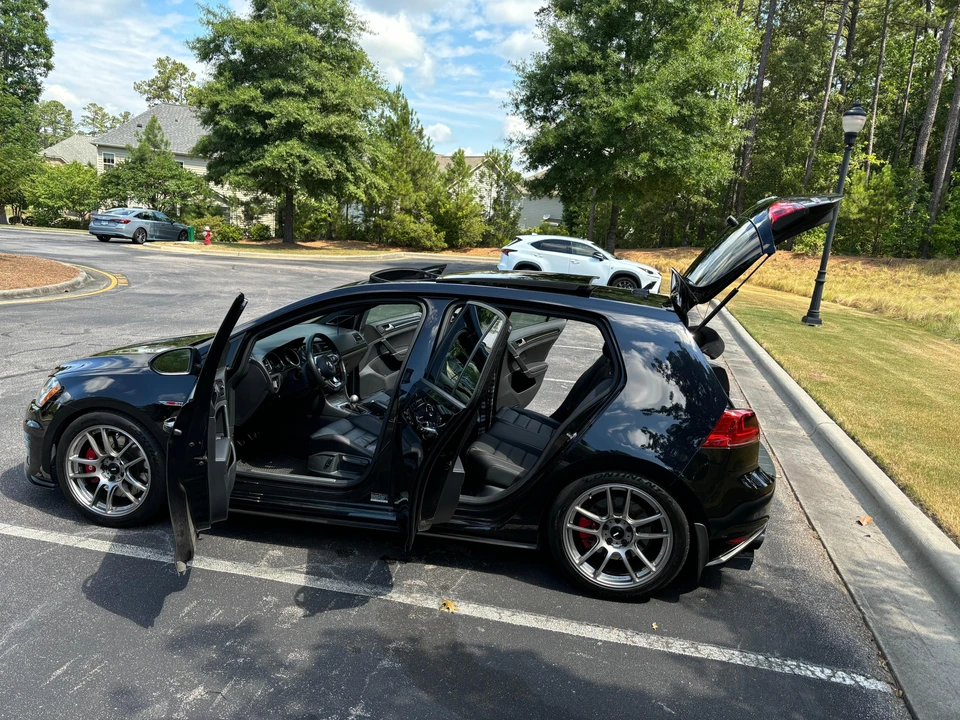 2016 Volkswagen GTI Mk7 - Image 19 of 31