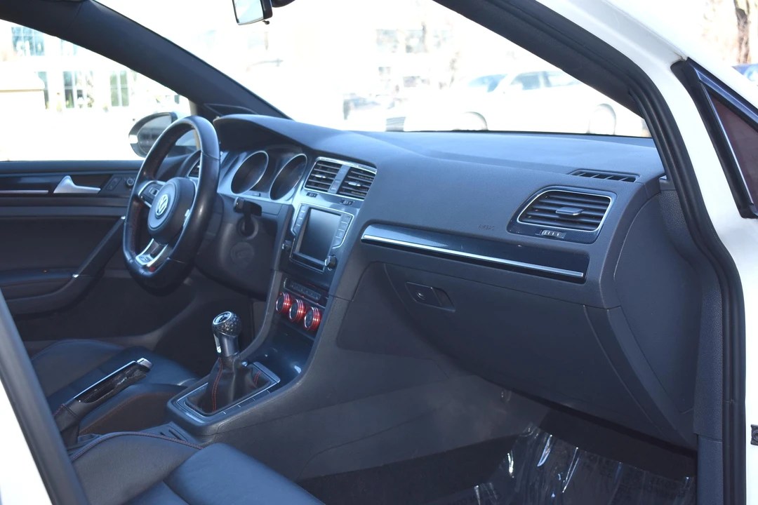 2016 Volkswagen GTI Mk7 - Image 6 of 7
