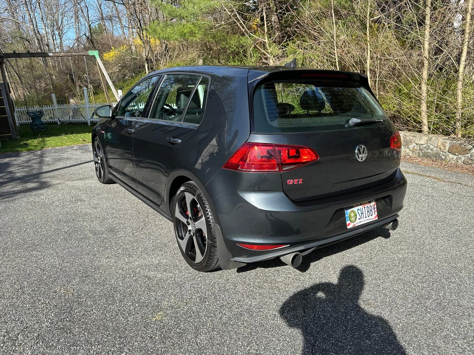 2016 Volkswagen GTI Mk7 - Image 11 of 31